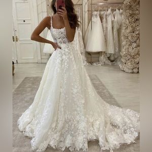 I’m a size 4 but it fit me. No alterations made, has a lot of stretch!